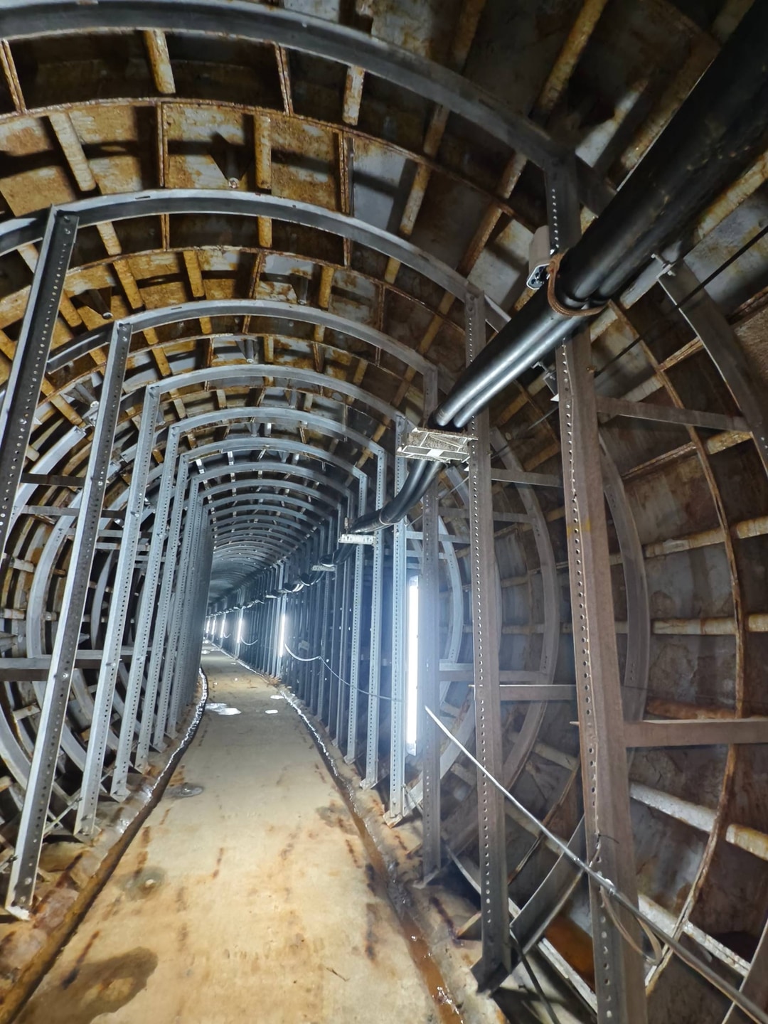 台電松湖地下電纜洞道臨時光纖通訊及監視工程 圖片 9