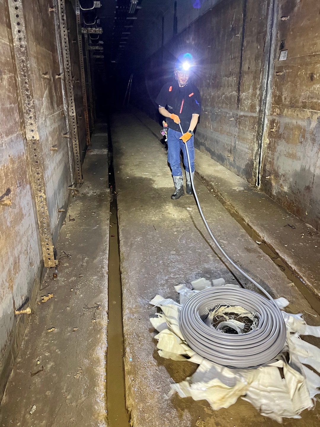 台電松湖地下電纜洞道臨時電力及照明工程 圖片 5