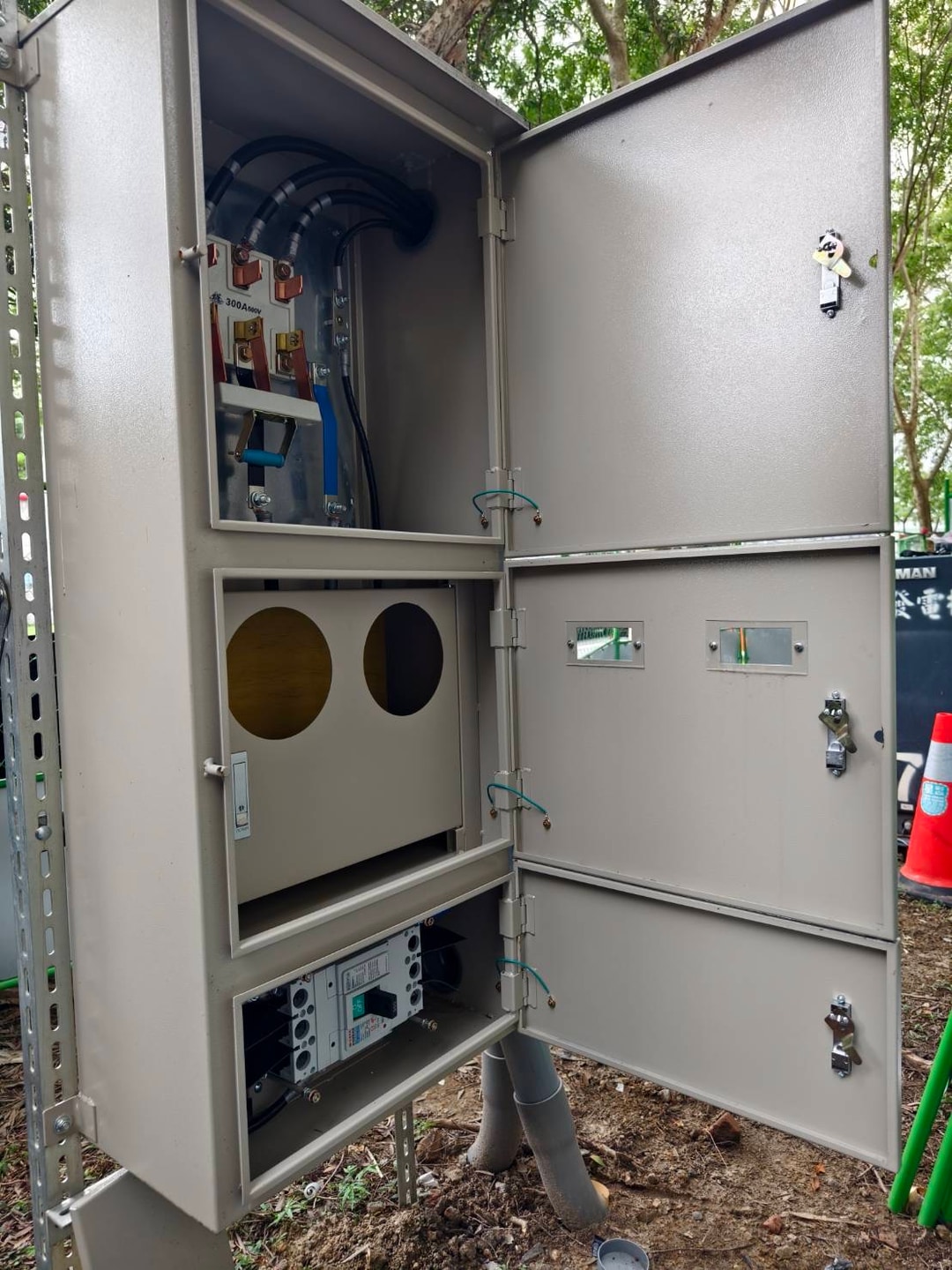 台電松湖地下電纜洞道臨時電力及照明工程 圖片 8